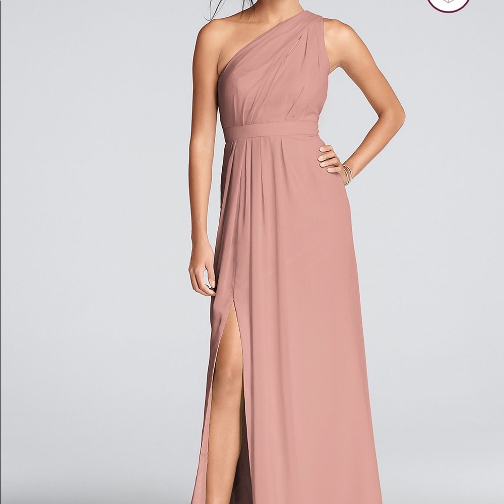 Size 8 David’s bridal ballet color one shoulder bridesmaid gown worn once